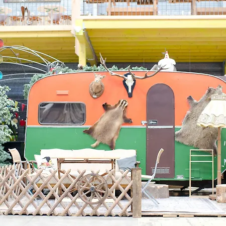 Basecamp Vandrarhem Bonn