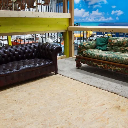 Basecamp Vandrarhem Bonn