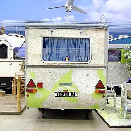 אכסניה Basecamp *