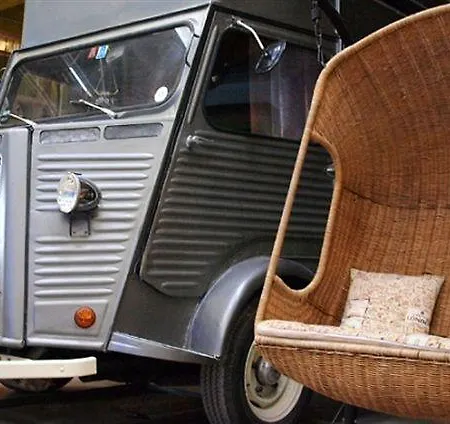 Vandrarhem Basecamp *