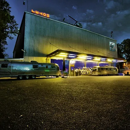 Basecamp Vandrarhem Bonn