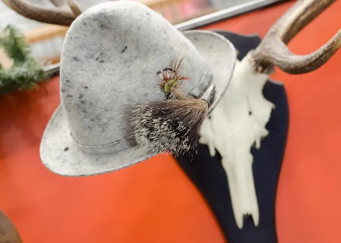 Basecamp Хостел *