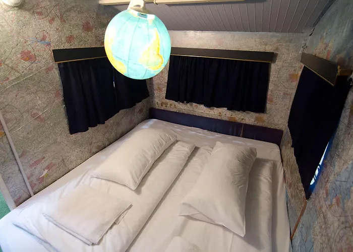 Хостел Basecamp