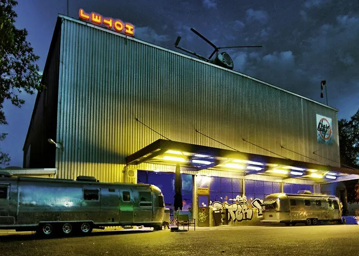 Basecamp Хостел