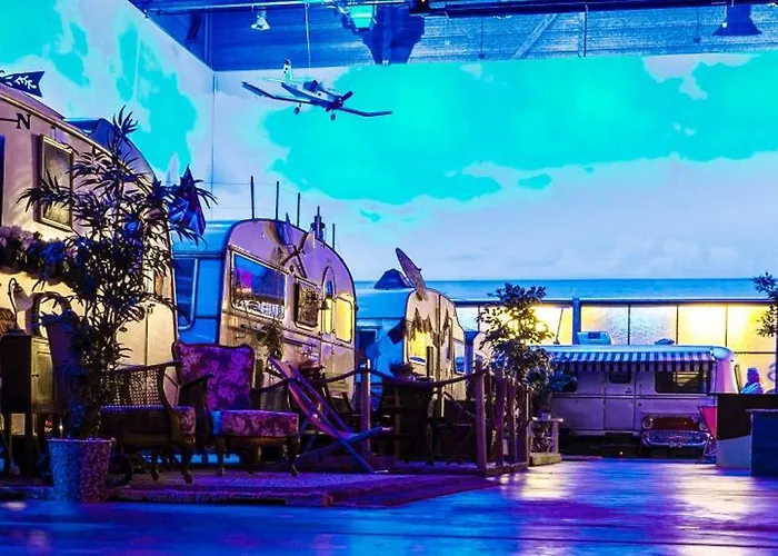 Хостел Basecamp *